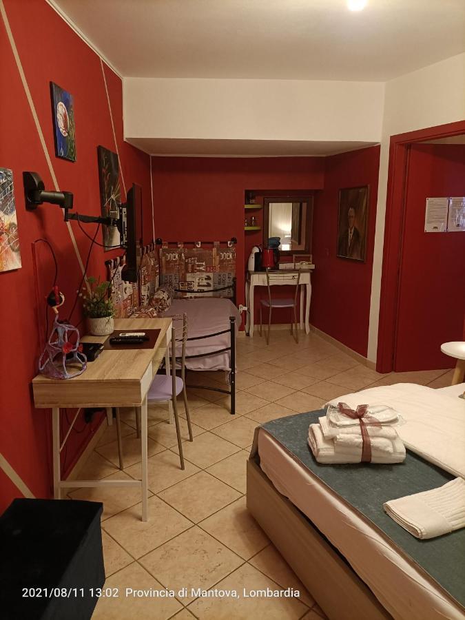 B&B "La Foresteria Del Merlin Cocai" Mantova Eksteriør billede