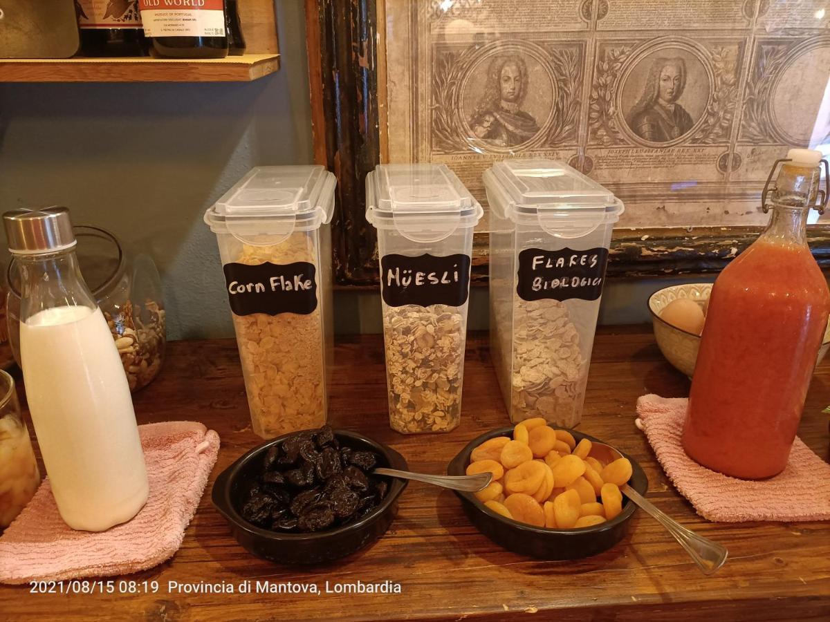 B&B "La Foresteria Del Merlin Cocai" Mantova Eksteriør billede